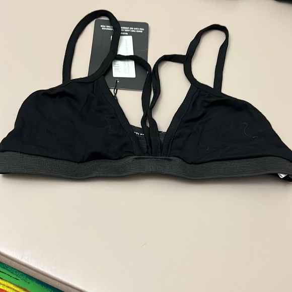 Pretty Little Thing Bundle - Picture 3 of 9